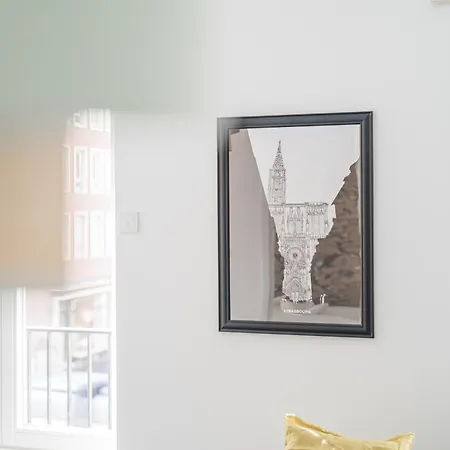 Le Strasbourgeois - Appt 60m² - 6 Voyageurs アパート ストラスブール