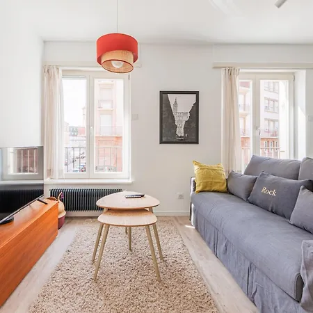 Le Strasbourgeois - Appt 60m² - 6 Voyageurs アパート