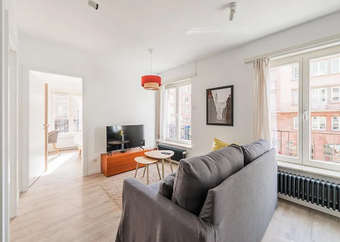 Apartamento Le Strasbourgeois - Appt 60m² - 6 Voyageurs Estrasburgo